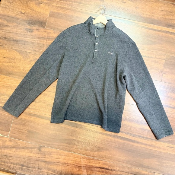 BUNDLE - TWO Men’s Sweaters - Picture 3 of 11